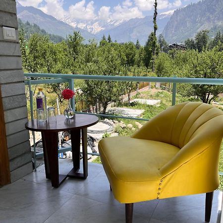 Hotel English Rose, #Personal Parking, #Petfriendly, #Garden, #Bonfire Under The Stars Manāli エクステリア 写真