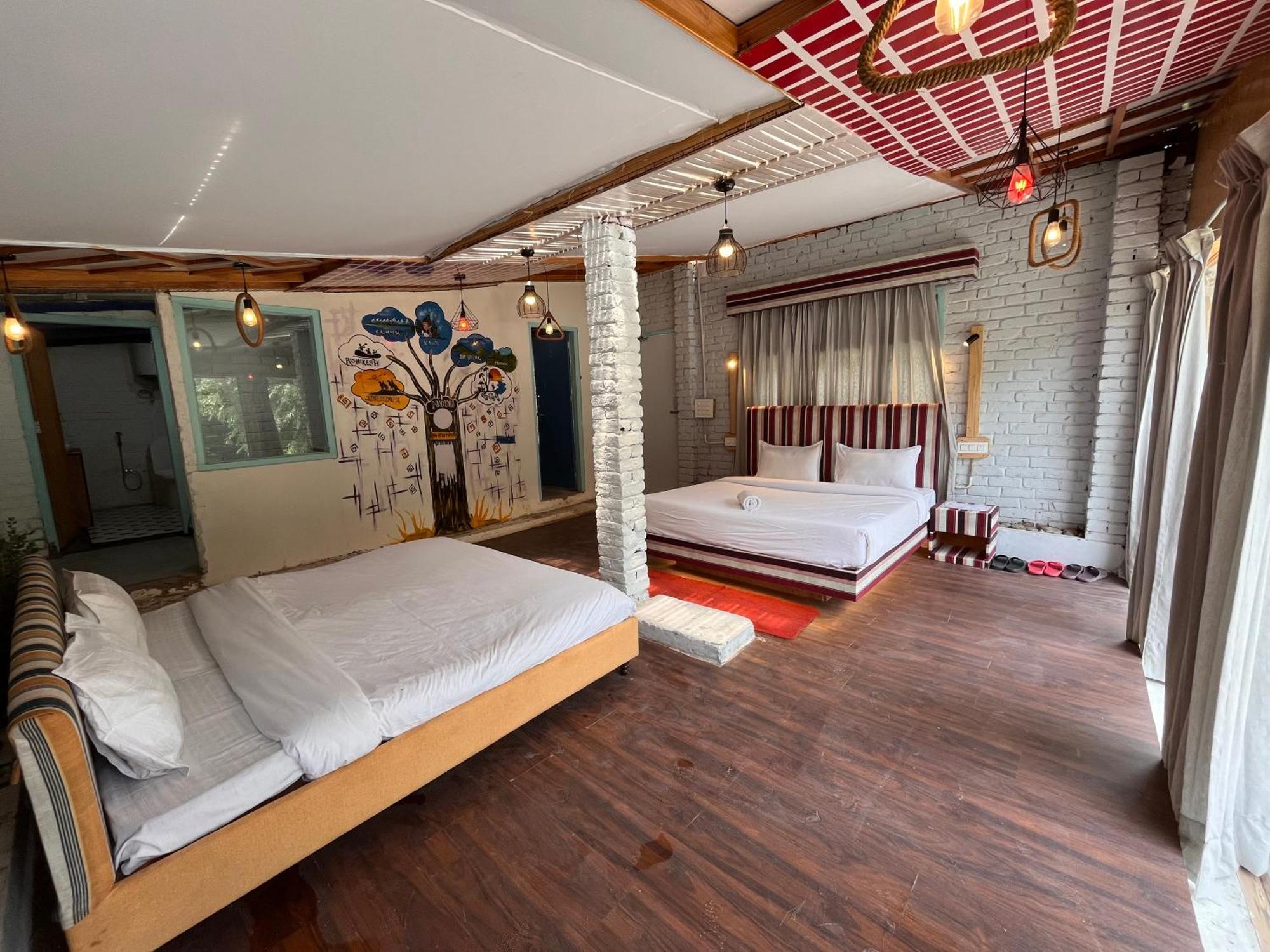 Hotel English Rose, #Personal Parking, #Petfriendly, #Garden, #Bonfire Under The Stars Manāli エクステリア 写真