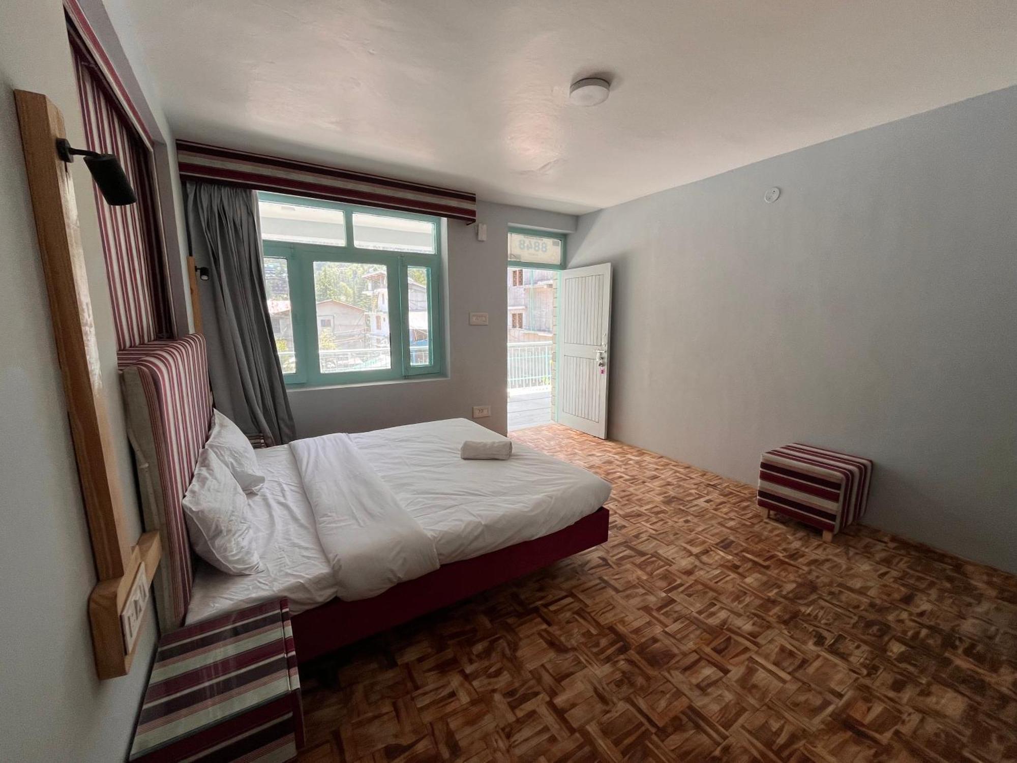Hotel English Rose, #Personal Parking, #Petfriendly, #Garden, #Bonfire Under The Stars Manāli エクステリア 写真