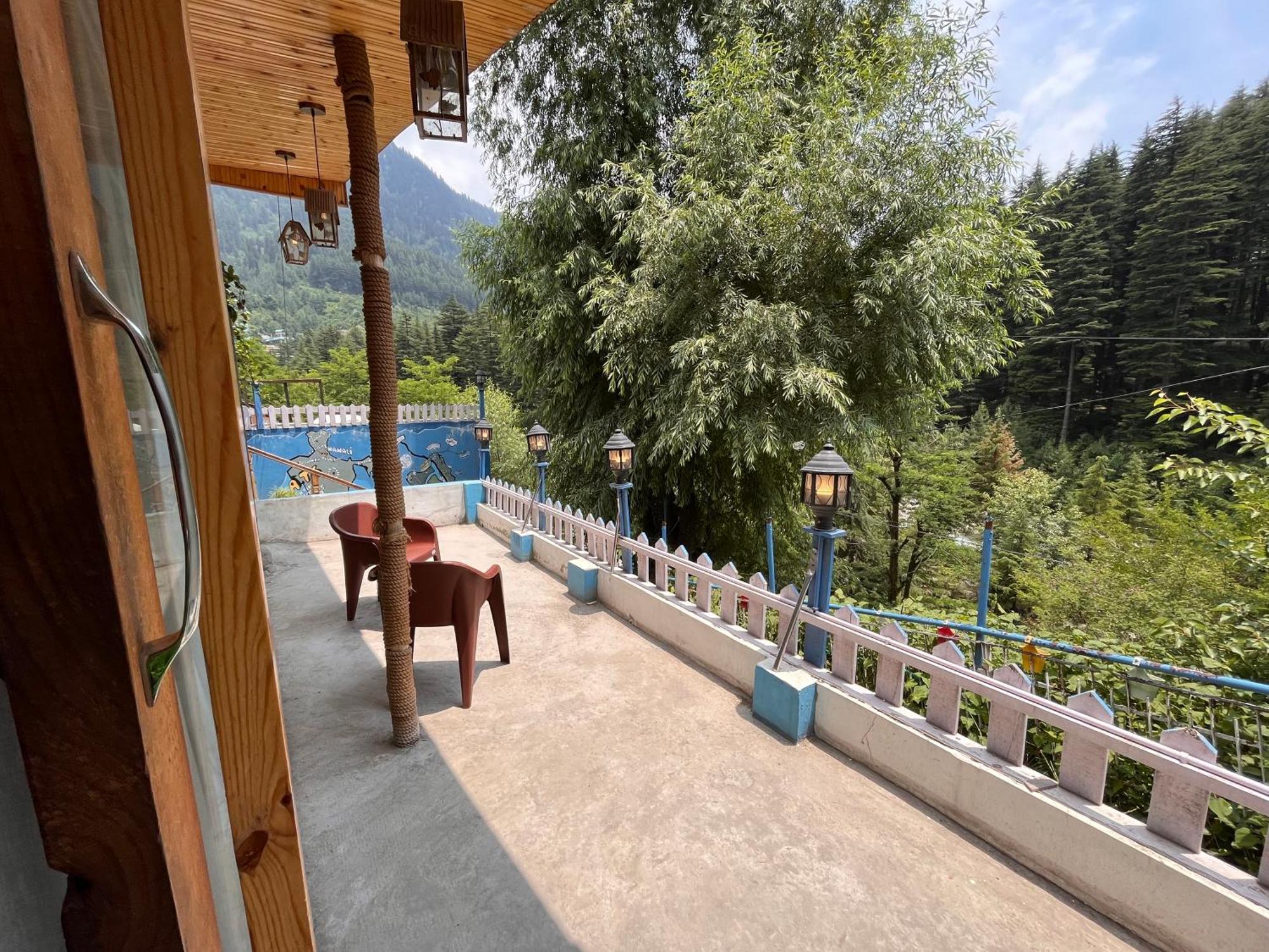 Hotel English Rose, #Personal Parking, #Petfriendly, #Garden, #Bonfire Under The Stars Manāli エクステリア 写真