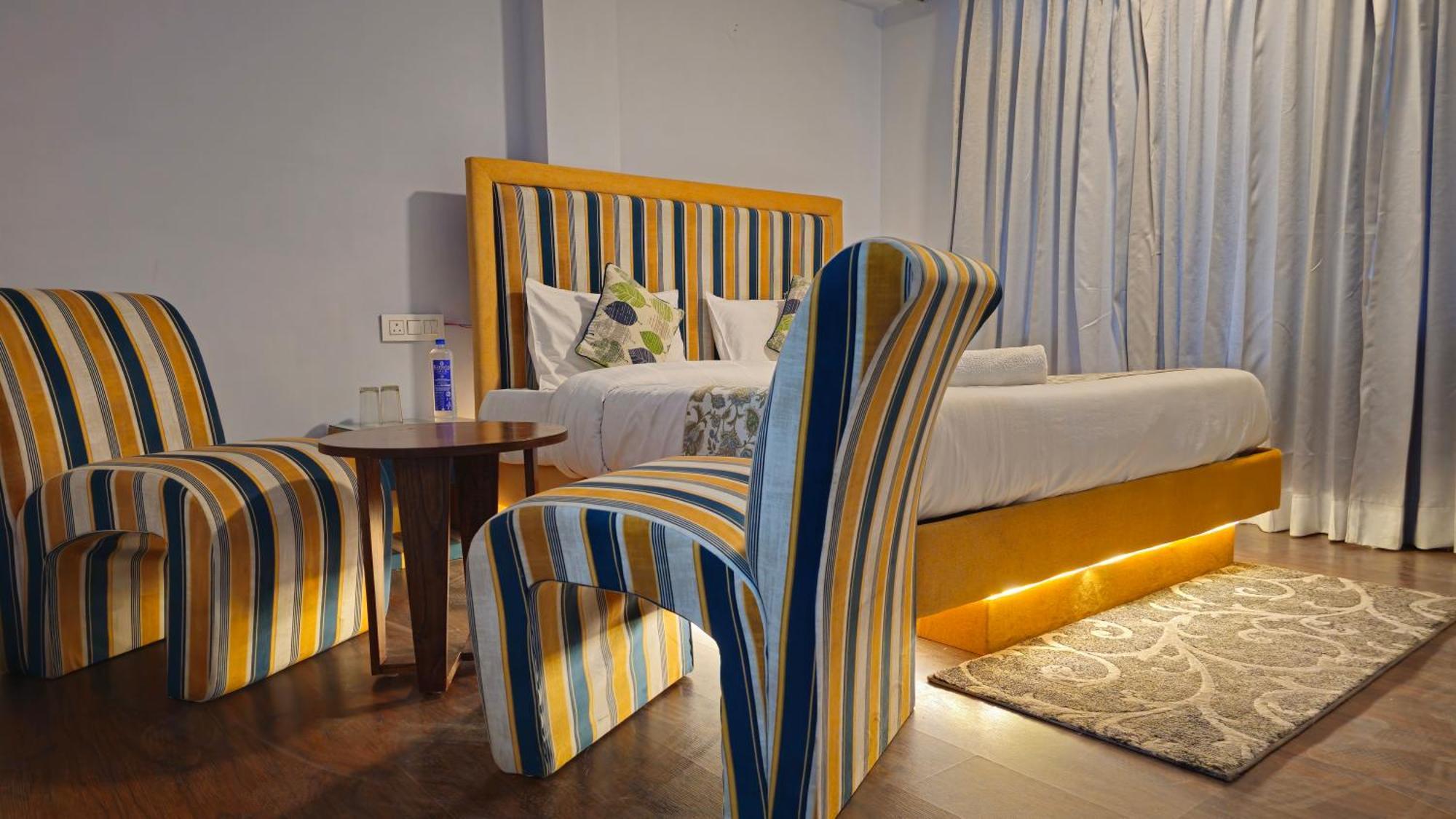 Hotel English Rose, #Personal Parking, #Petfriendly, #Garden, #Bonfire Under The Stars Manāli エクステリア 写真