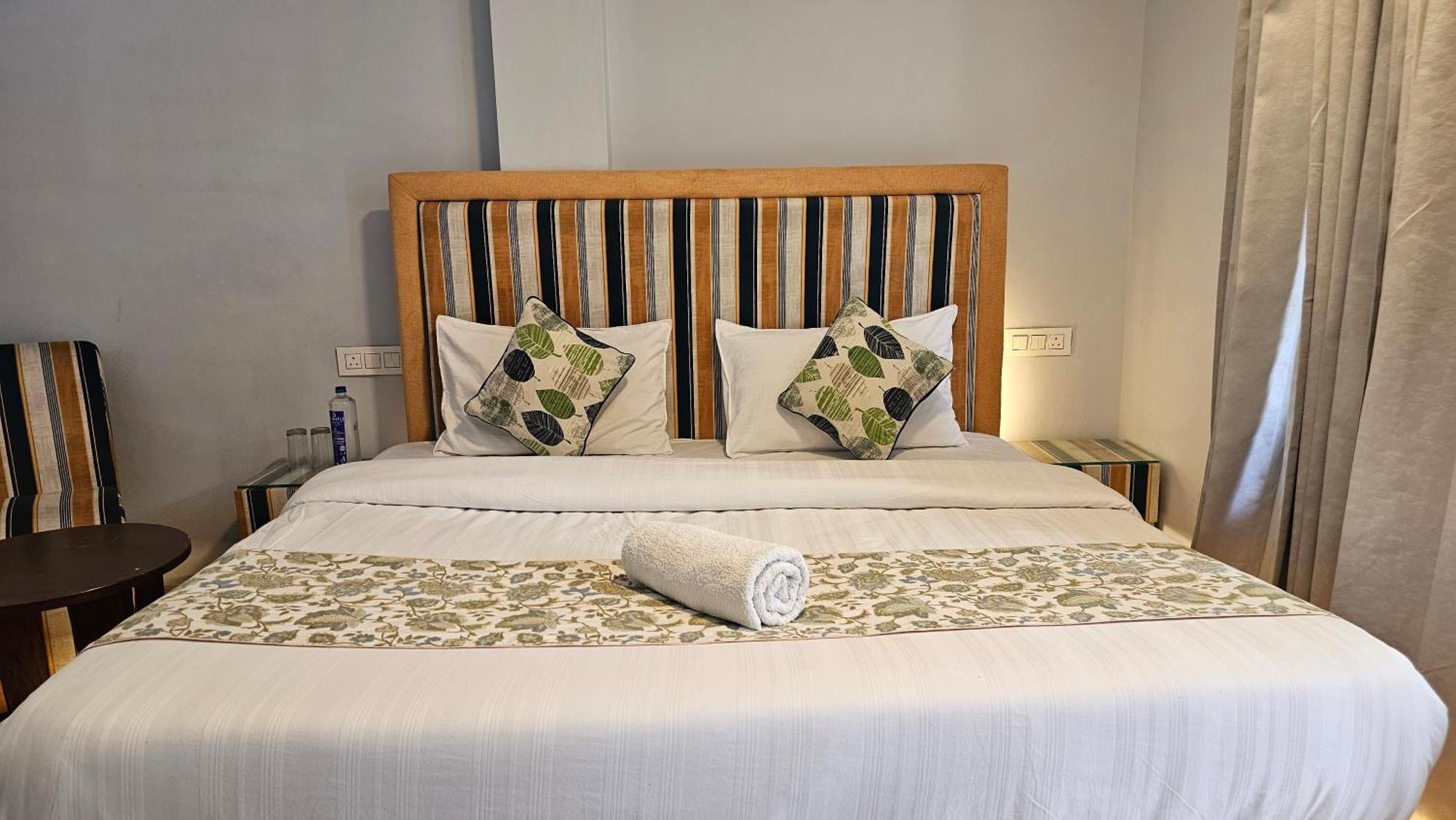 Hotel English Rose, #Personal Parking, #Petfriendly, #Garden, #Bonfire Under The Stars Manāli エクステリア 写真